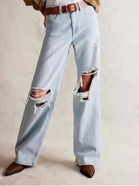 FP We The Free Tinsley Baggy High Wasted Jeans 👖